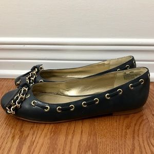 JESSICA SIMPSON NAVY/GOLD BOW FLATS